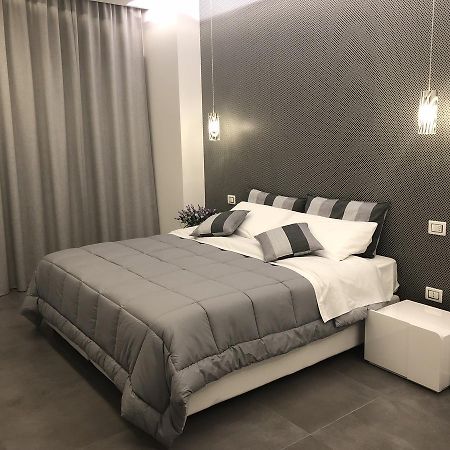 Calamo -Hotel -Residence- B&B 비보발렌티아 외부 사진