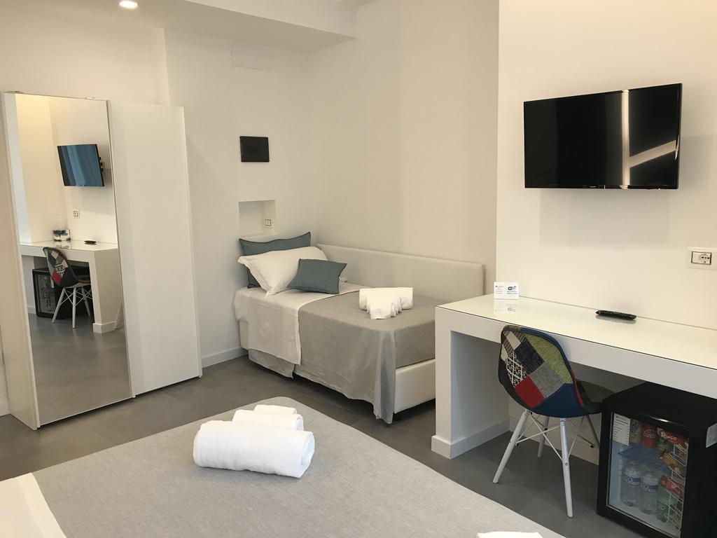 Calamo -Hotel -Residence- B&B 비보발렌티아 외부 사진